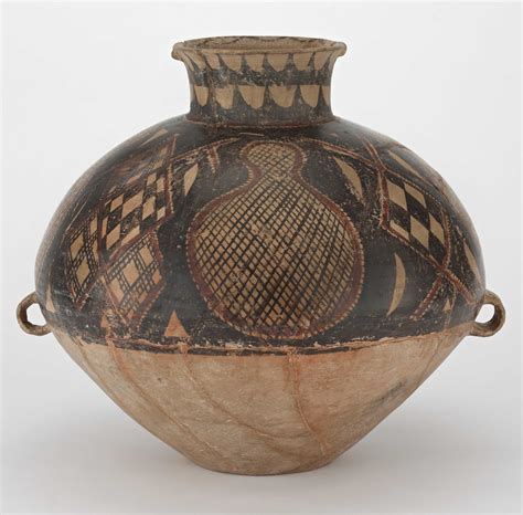 exchangeableproducts. Pottery is an inseparable aspect of Neolithic mans everyday life. It was fragi